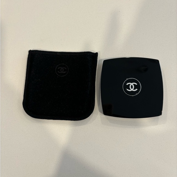 Chanel Mirror - Picture 3 of 3